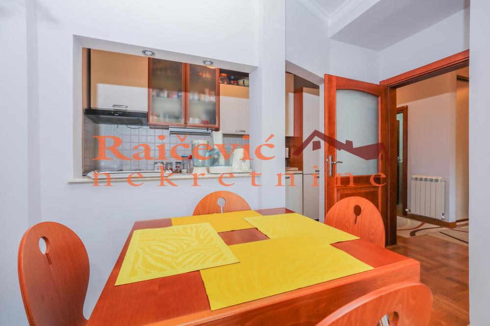 Slika 11 - Vozdovacka crkva, Četvorosoban stan na prodaju, 86m2, 240.000€