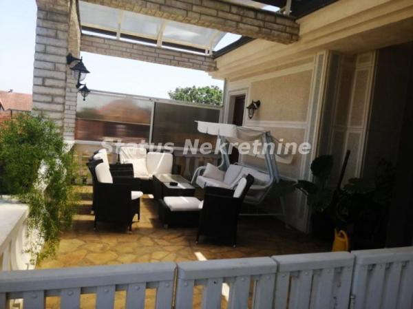 Glavna slika - Kuća na prodaju, 600m2, 1.300.000€