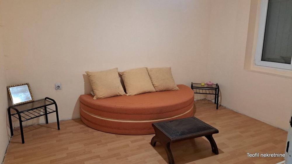 Slika 9 - Ive Andrića,  Kuća na prodaju, 63m2, 120.000€