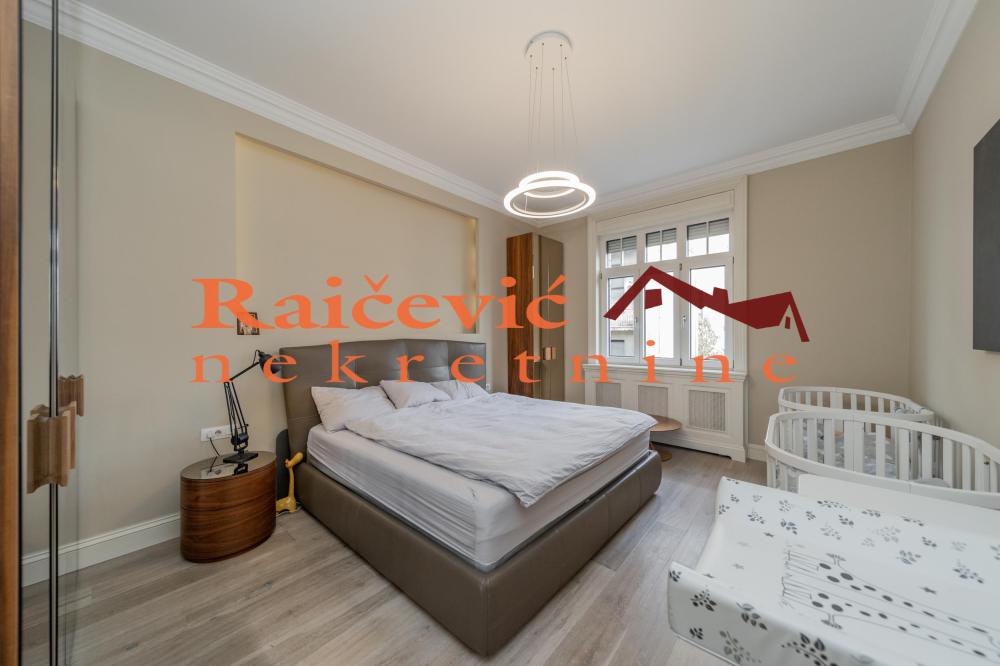 Slika 11 - Brace Jugovica, Trosoban stan za izdavanje, 150m2, 2.200€