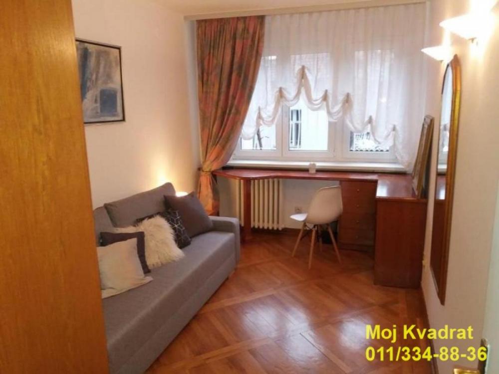 Slika 10 - Četvorosoban stan za izdavanje, 94m2, 1.200€