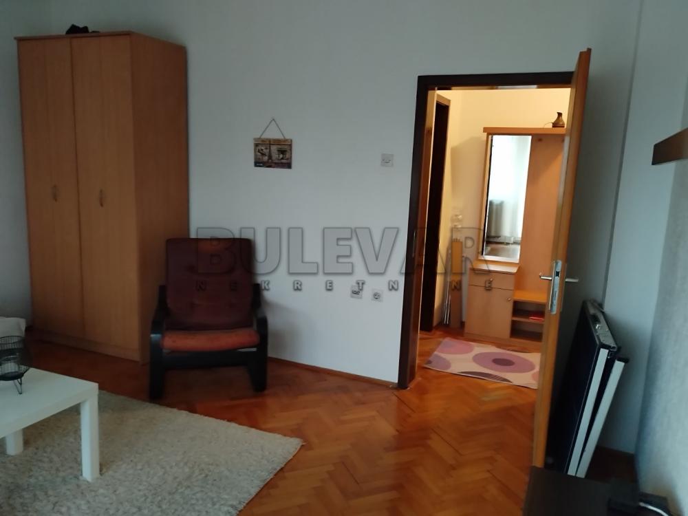 Slika 11 - Mokranjčeva,  Kuća na prodaju, 350m2, 385.000€