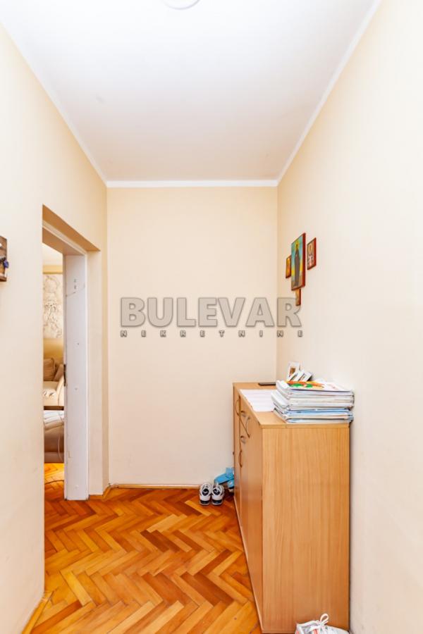 Slika 4 - Mokranjčeva,  Kuća na prodaju, 350m2, 385.000€