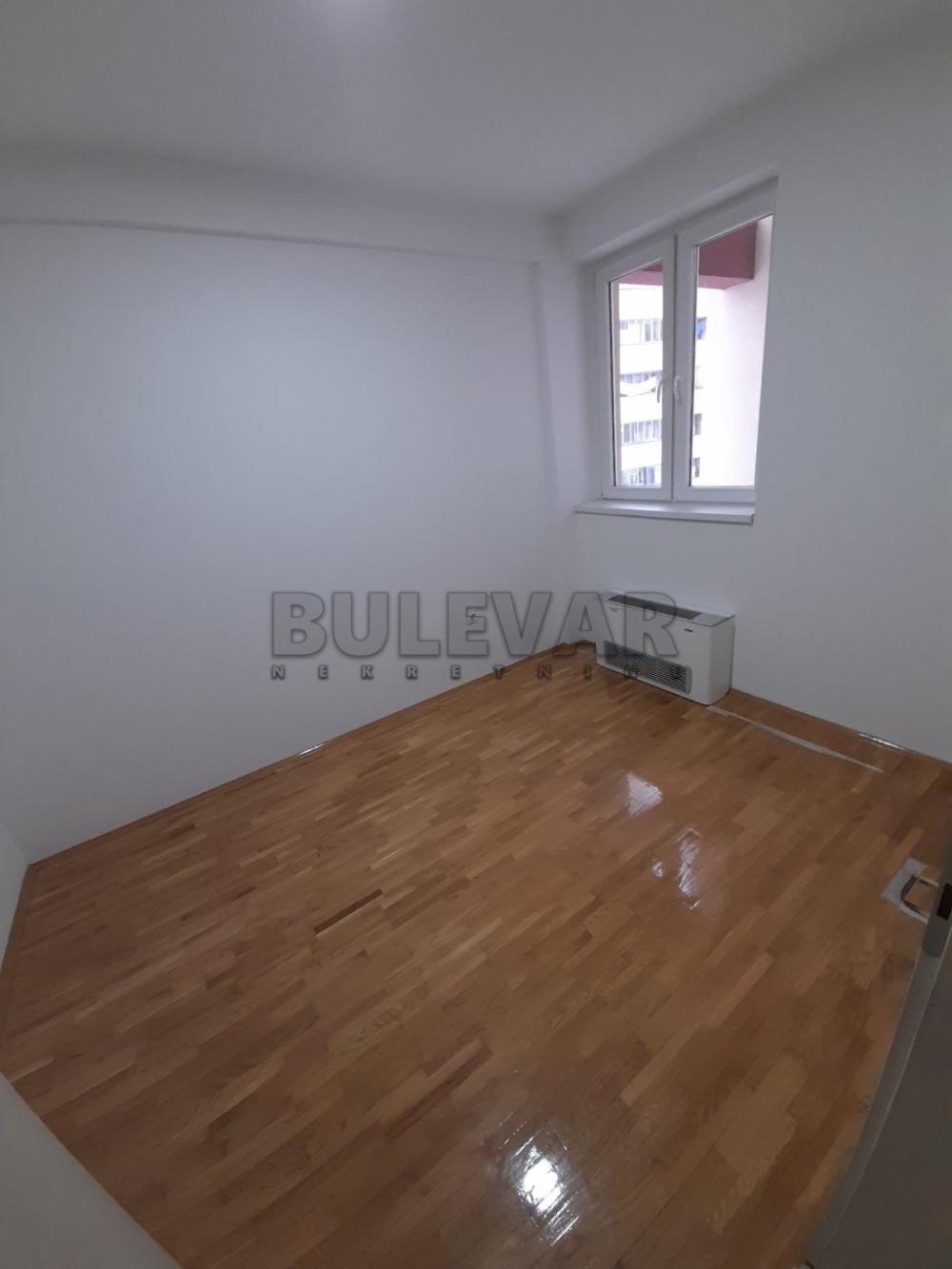 Slika 5 - Cara Dušana, Dvoiposoban stan za izdavanje, 74m2, 600€