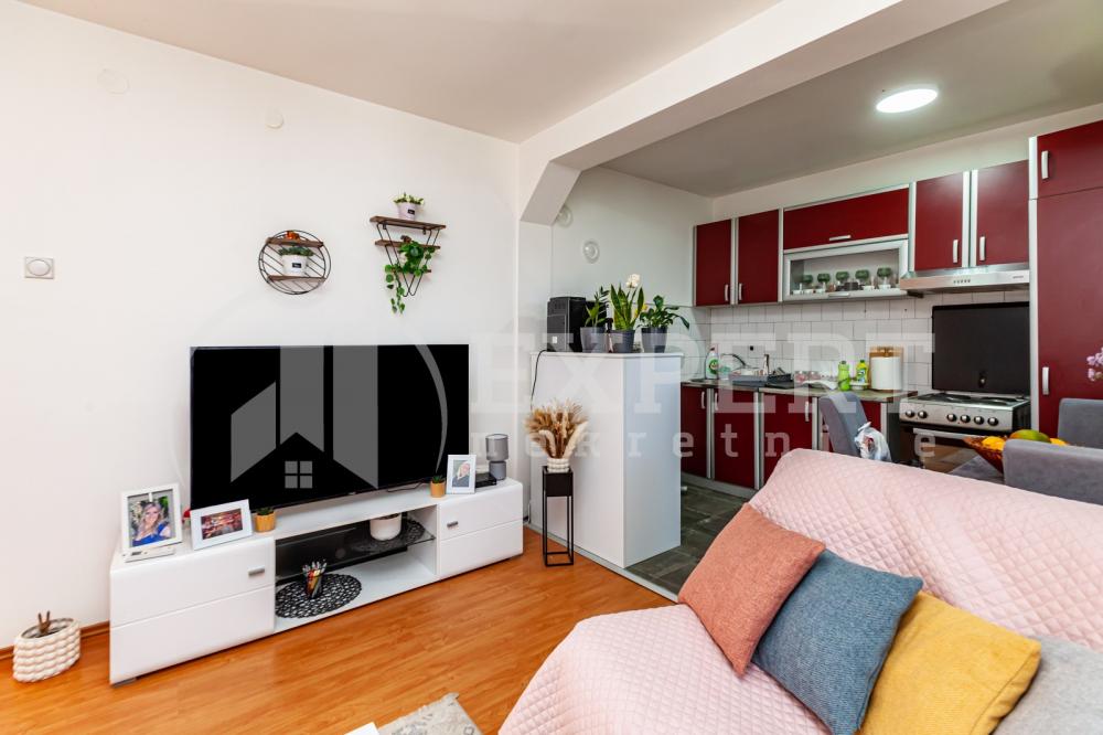 Slika 2 - Borska,  Kuća na prodaju, 94m2, 180.000€