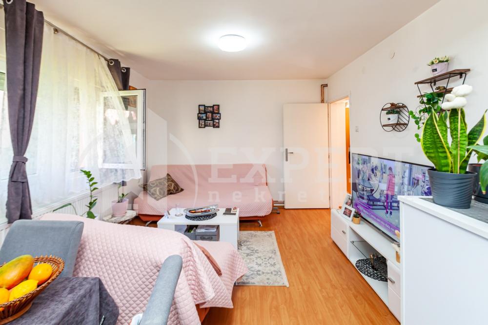 Slika 1 - Borska,  Kuća na prodaju, 94m2, 180.000€