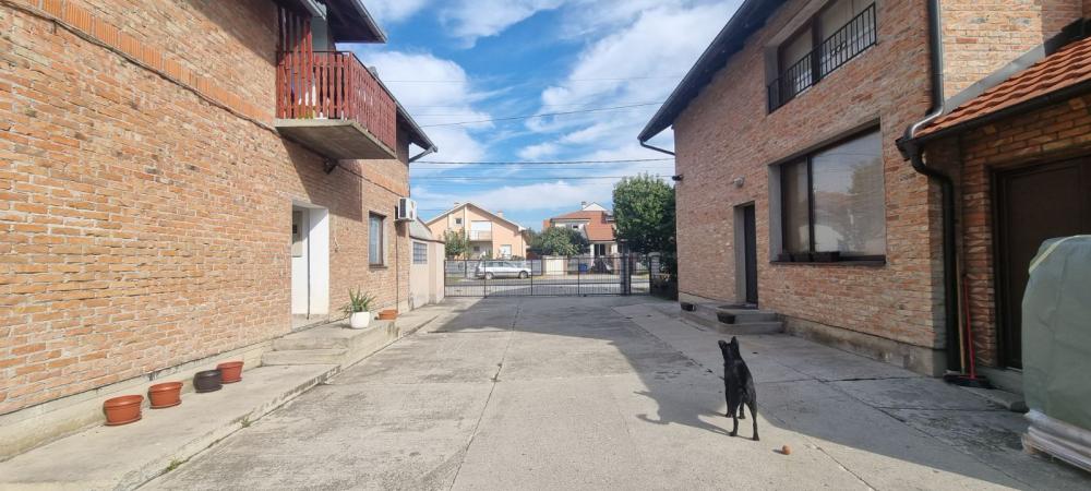 Slika 4 - Isidora Stojanovica,  Lokal za izdavanje, 690m2, 1.200€