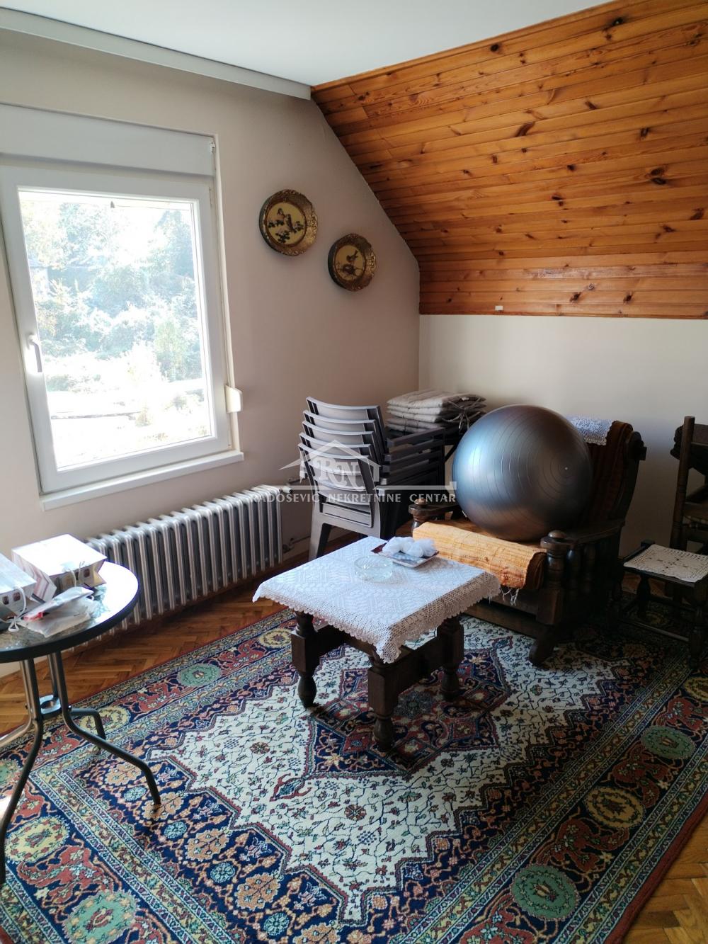 Slika 11 - Avalska,  Kuća na prodaju, 203m2, 230.000€