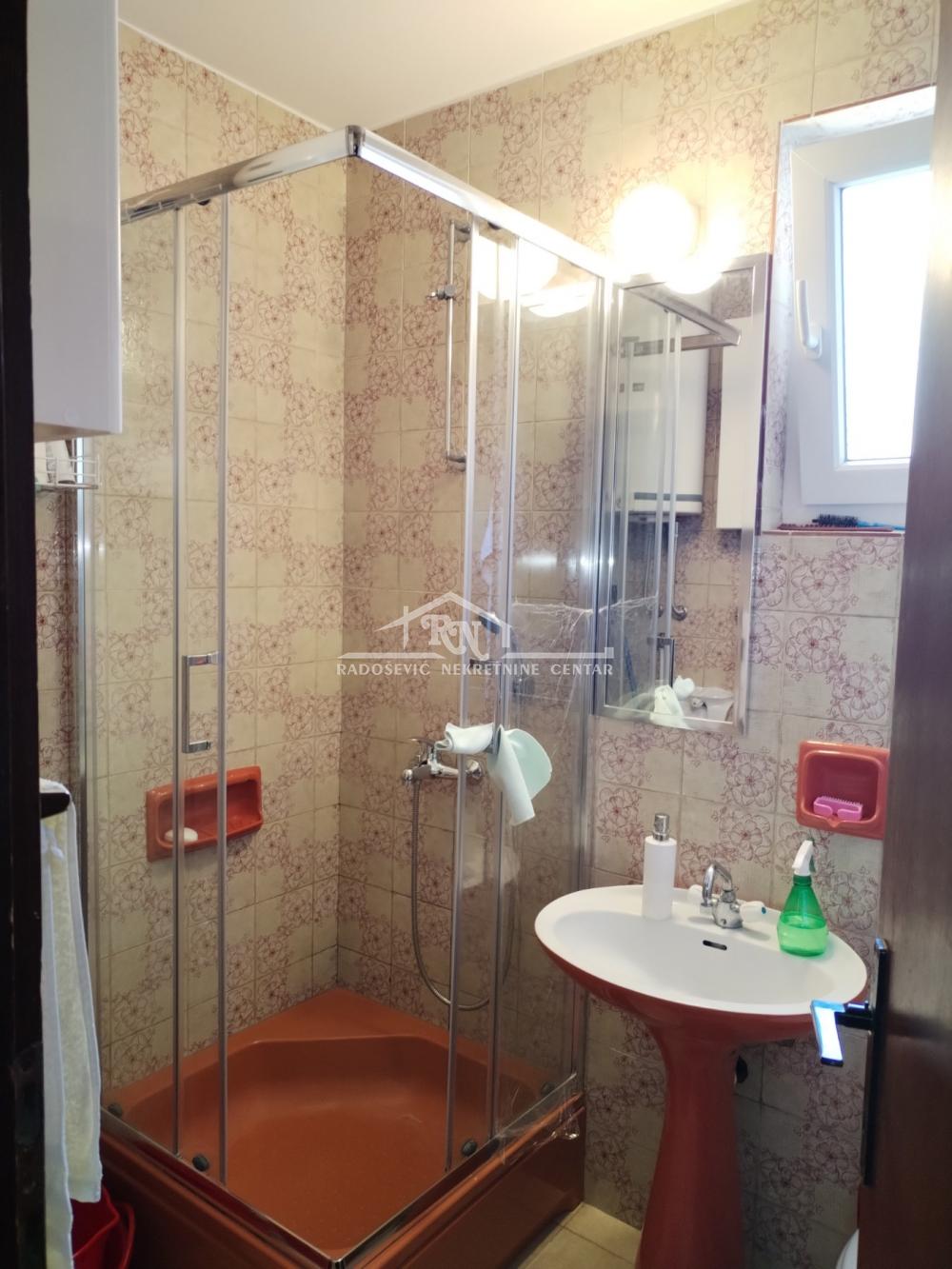 Slika 9 - Avalska,  Kuća na prodaju, 203m2, 230.000€