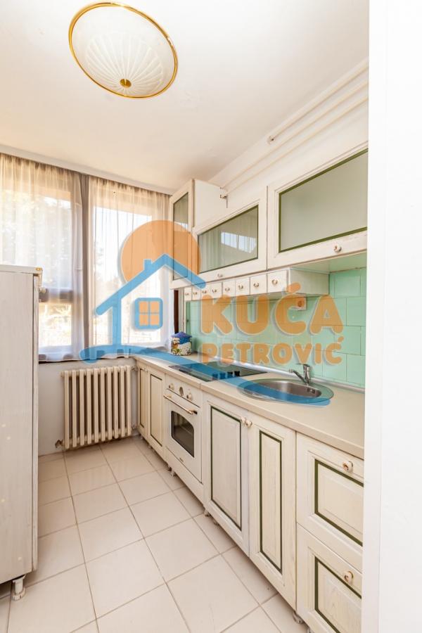 Slika 7 - Vojvode Tankosića,  Kuća na prodaju, 400m2, 380.000€