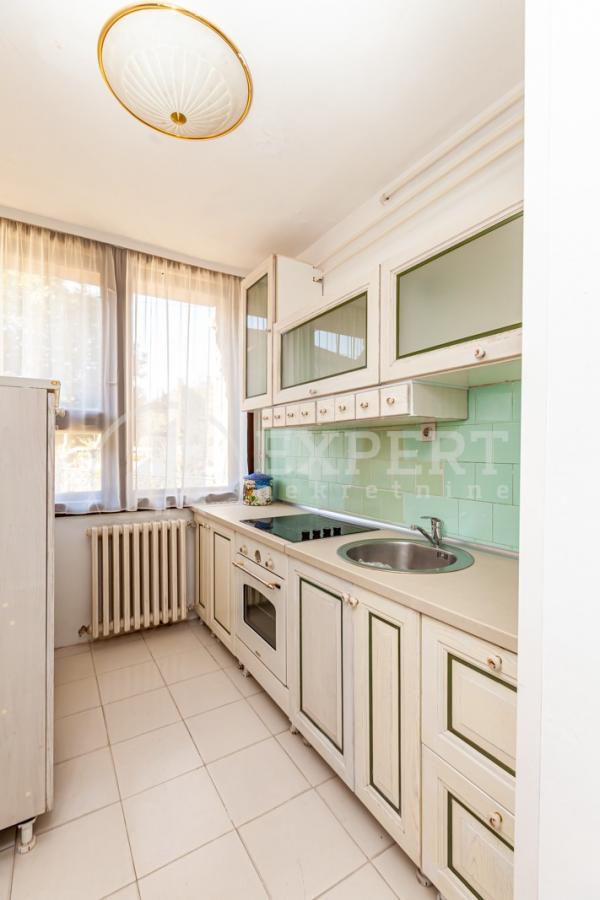 Slika 7 - Vojvode Tankosića,  Kuća na prodaju, 400m2, 380.000€