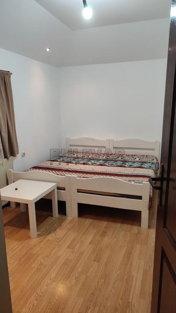 Slika 6 - Vukašina Mrnjavčevića, Četvorosoban stan za izdavanje, 106m2, 400€