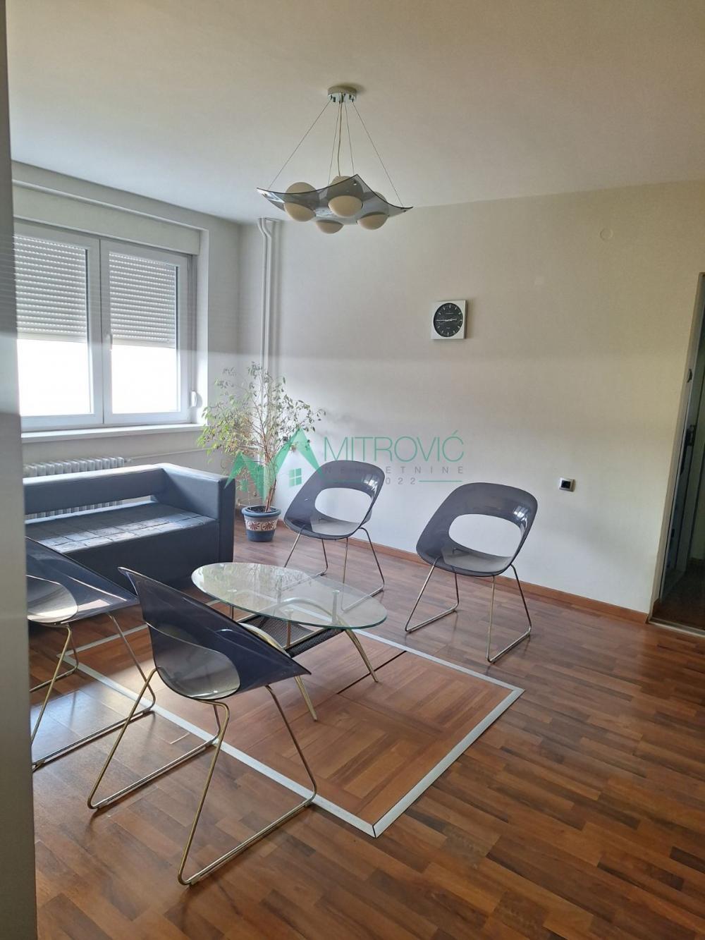 Glavna slika -Trosoban stan za izdavanje, 82m2, 600€