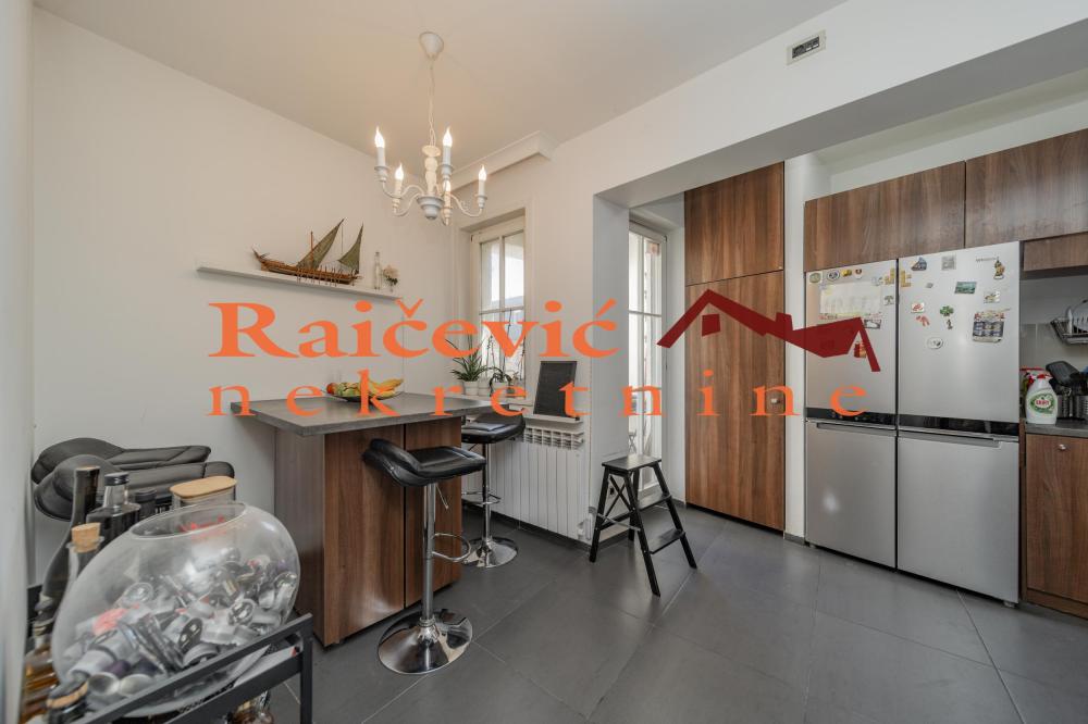 Slika 8 - Bulevar kralja Aleksandra, Petosoban stan na prodaju, 160m2, 595.000€