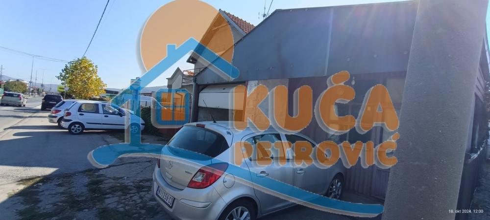 Slika 2 - Bulevar svetog cara,  Kuća za izdavanje, 160m2, 1.000€