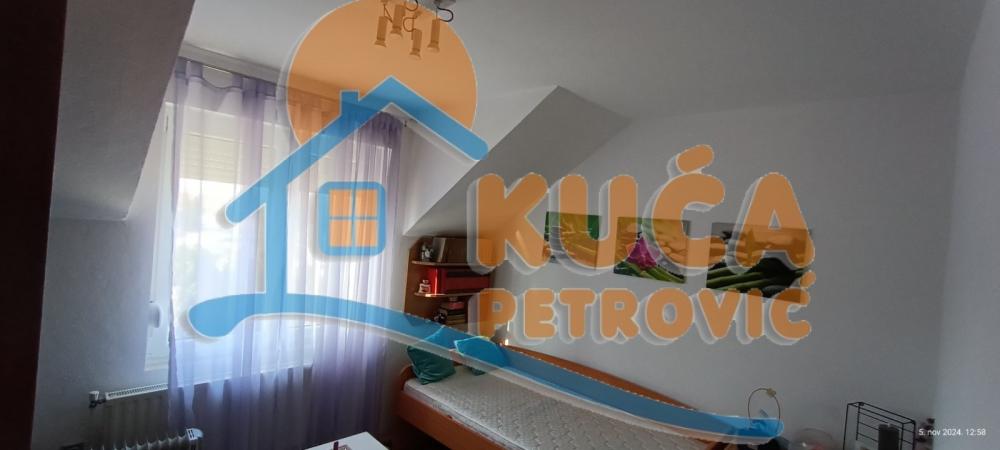 Slika 7 - Bulevar svetog cara,  Kuća za izdavanje, 160m2, 1.000€