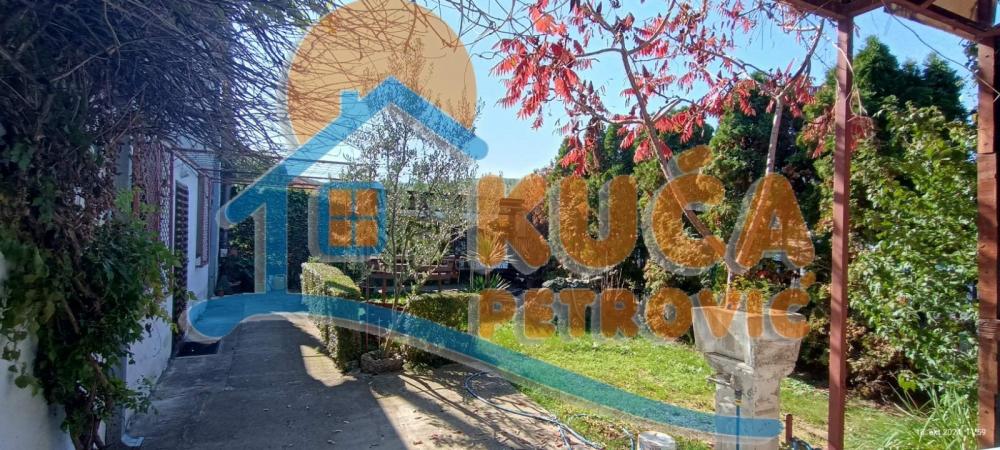 Slika 3 - Bulevar svetog cara,  Kuća za izdavanje, 160m2, 1.000€