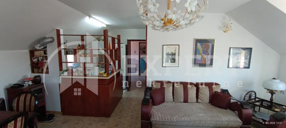 Slika 4 - Bulevar svetog cara,  Kuća za izdavanje, 160m2, 1.000€