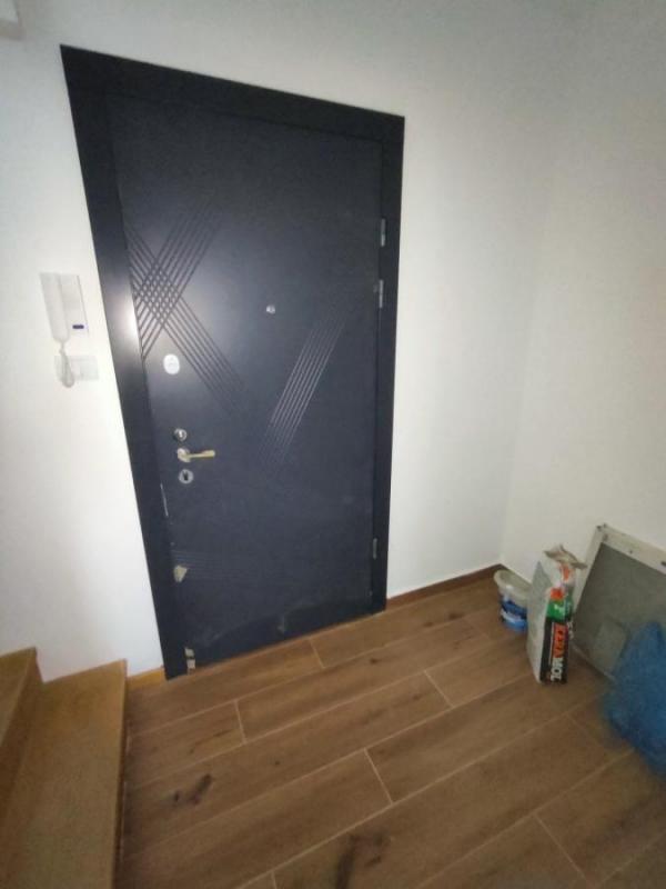 Slika 7 - Četvorosoban stan za izdavanje, 200m2, 2.000€