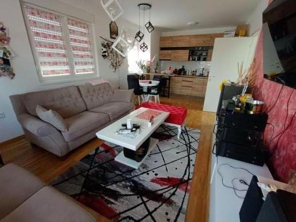 Glavna slika -Dvoiposoban stan na prodaju, 64m2, 131.840€