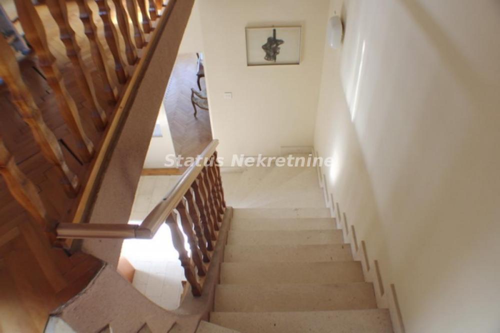 Slika 4 -  Kuća na prodaju, 250m2, 257.500€