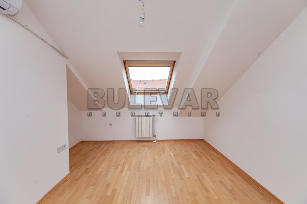 Slika 9 - Studenička, Četvorosoban stan na prodaju, 149m2, 180.000€