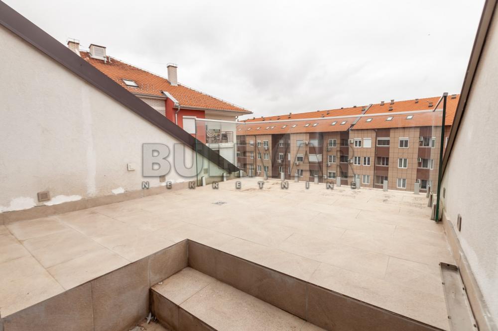 Slika 4 - Studenička, Četvorosoban stan na prodaju, 149m2, 180.000€