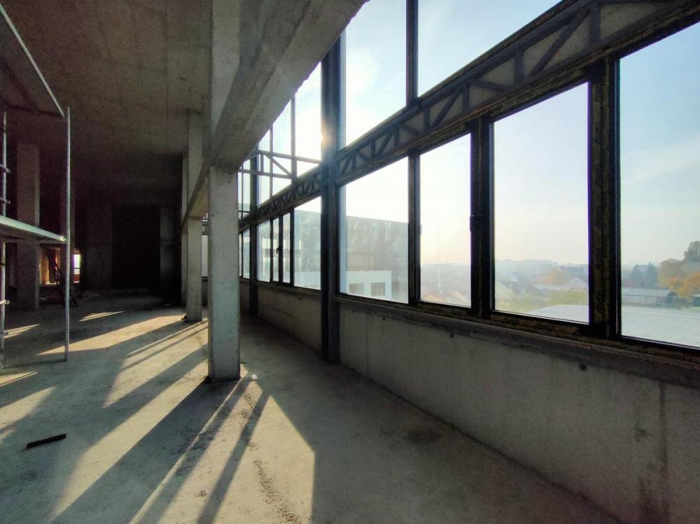 Slika 3 -  Lokal na prodaju, 434m2, 955.000€