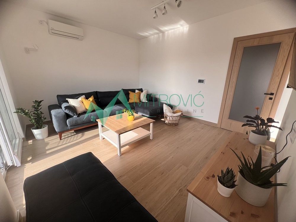 Slika 2 -  Kuća za izdavanje, 132m2, 1.500€