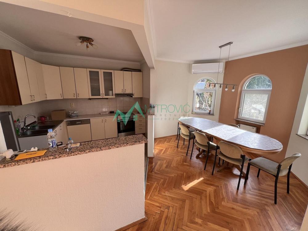 Slika 1 -  Kuća na prodaju, 229m2, 267.800€