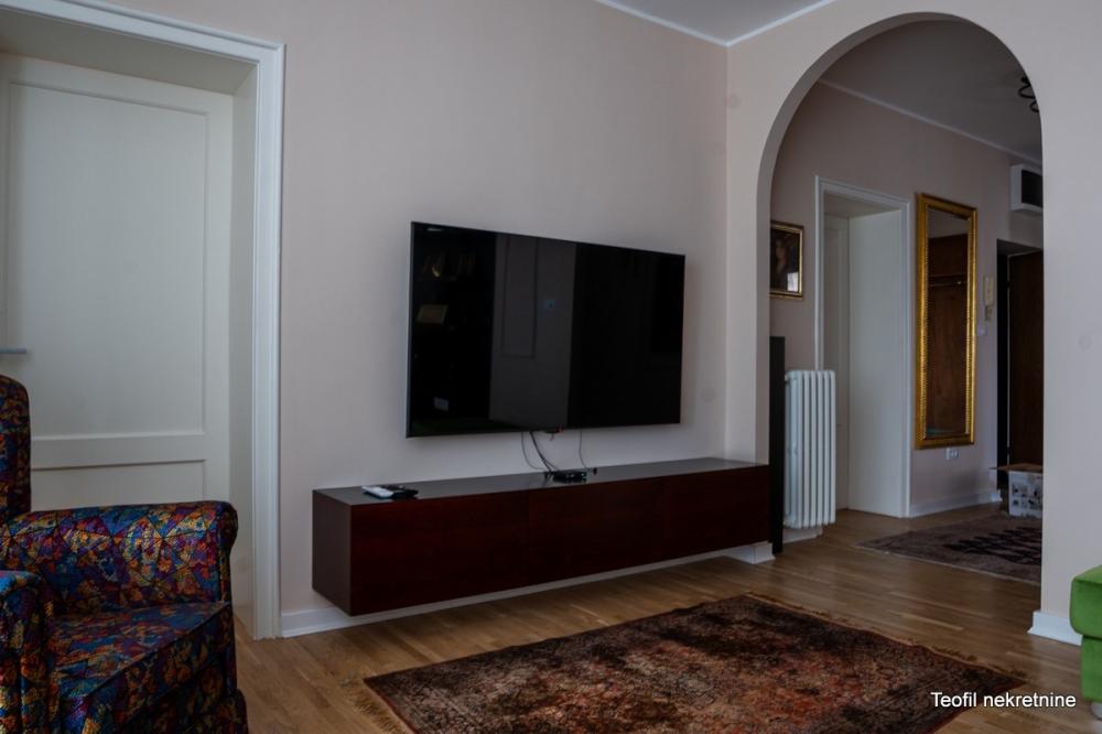 Slika 3 - Bulevar kneza Aleksandra Karađorđevića, Trosoban stan za izdavanje, 103m2, 1.700€