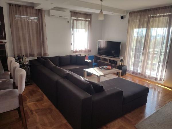 Slika 1 - Četvorosoban stan na prodaju, 120m2, 371.320€