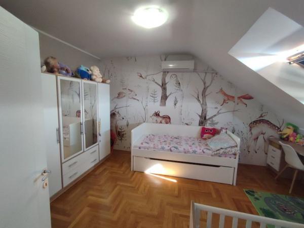 Slika 2 - Četvorosoban stan na prodaju, 120m2, 371.320€