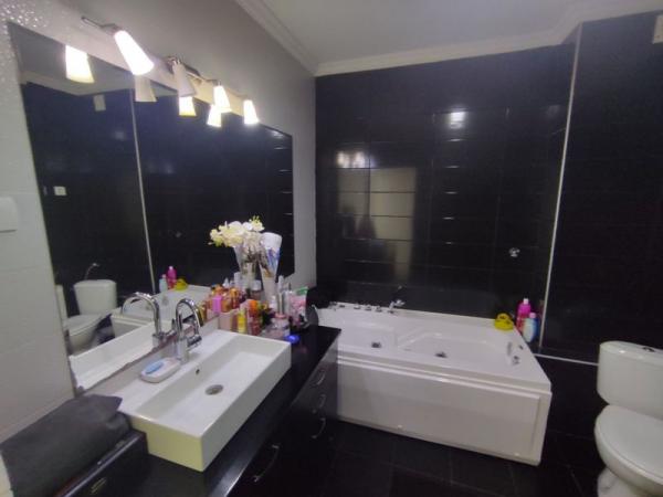 Slika 10 - Četvorosoban stan na prodaju, 120m2, 371.320€