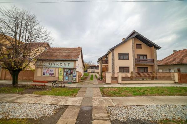 Slika 2 -  Kuća na prodaju, 310m2, 535.000€