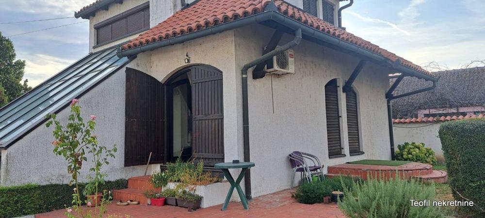 Slika 1 - Crnogorska,  Kuća na prodaju, 134m2, 290.000€