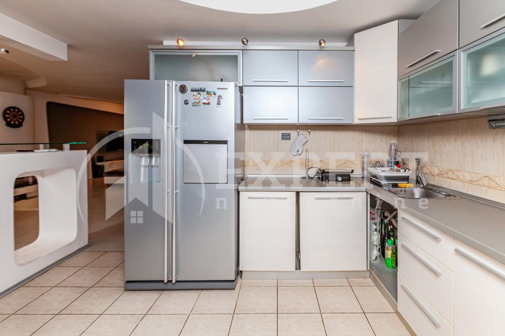 Slika 6 - Studenička, Četvorosoban stan na prodaju, 199m2, 210.000€