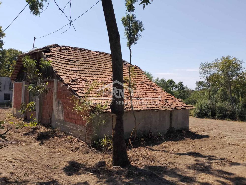 Slika 9 - Banjički put,  Kuća na prodaju, 49m2, 40.000€