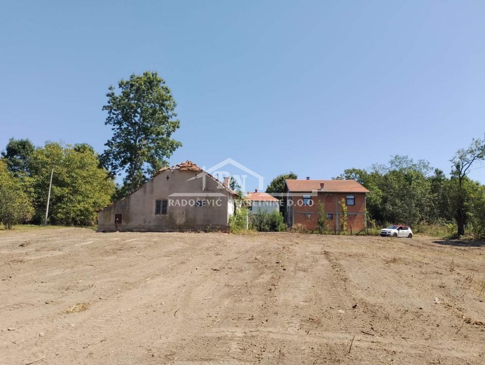 Slika 11 - Banjički put,  Kuća na prodaju, 49m2, 40.000€