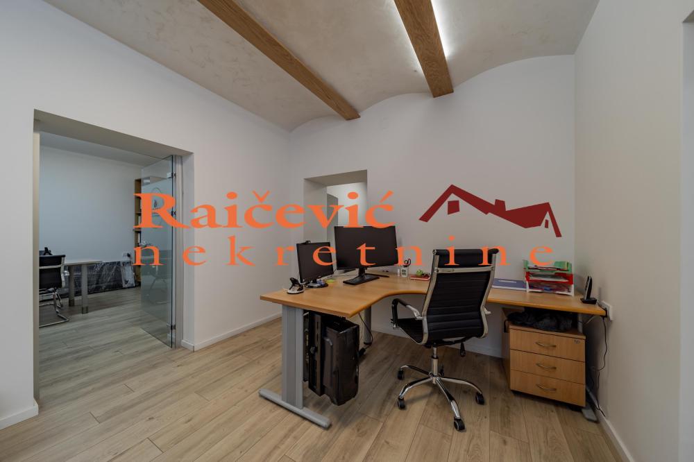 Slika 11 - Brace Baruh, Četvorosoban stan na prodaju, 84m2, 222.600€