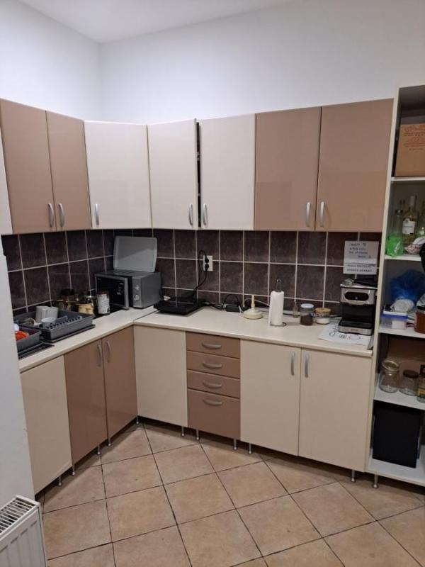 Slika 11 -  Lokal za izdavanje, 330m2, 3.300€