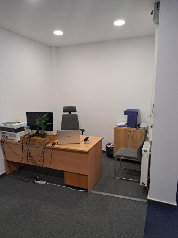 Slika 9 -  Lokal za izdavanje, 330m2, 3.300€