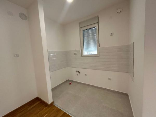 Slika 2 - Dvoiposoban stan na prodaju, 57m2, 126.230€