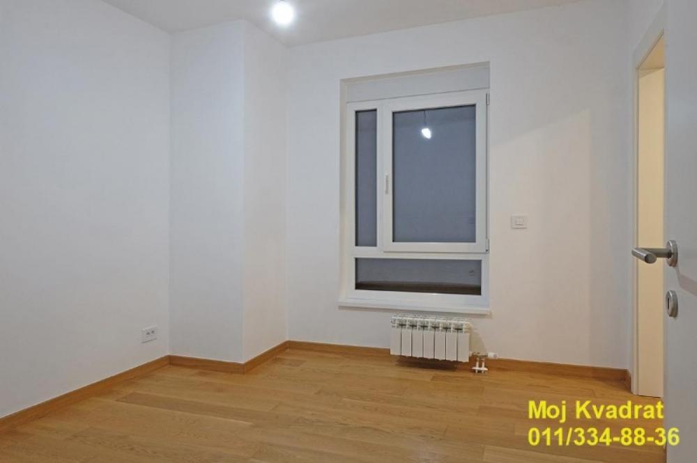 Slika 6 - Petosoban stan za izdavanje, 200m2, 4.000€