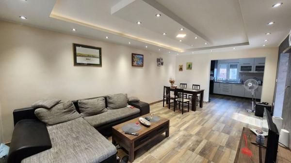 Glavna slika - Kuća na prodaju, 131m2, 222.790€