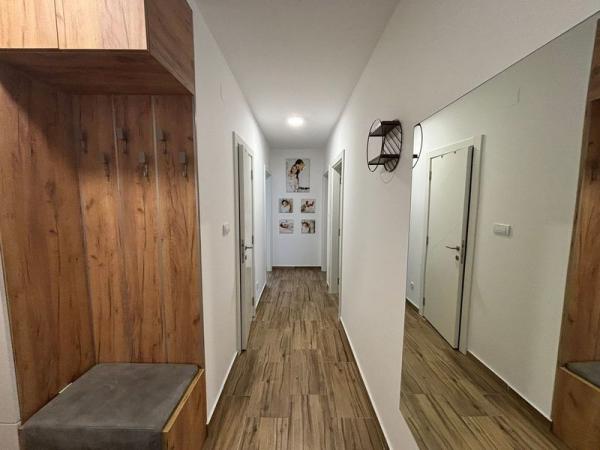 Slika 1 - Četvorosoban stan na prodaju, 79m2, 222.800€