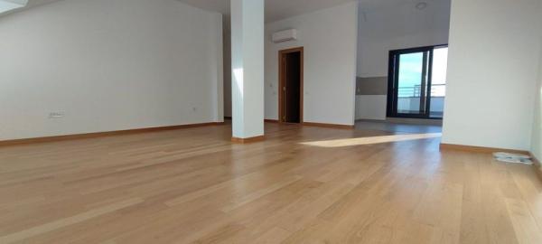 Slika 0 - Četvorosoban stan na prodaju, 126m2, 350.200€