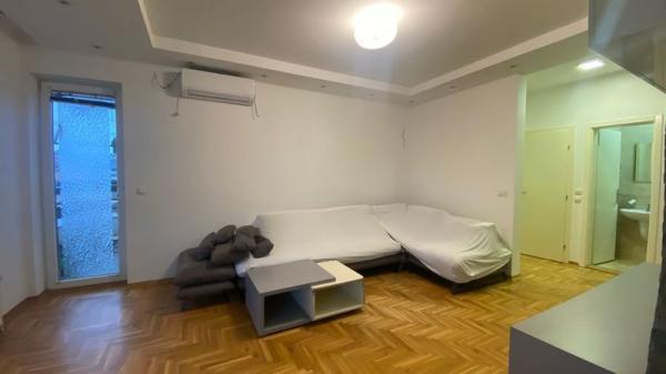 Glavna slika -Šestosoban stan na prodaju, 119m2, 278.100€