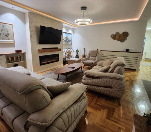 Slika 1 - Šestosoban stan na prodaju, 162m2, 360.500€