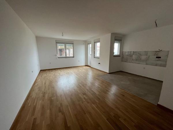 Glavna slika -Trosoban stan na prodaju, 73m2, 135.350€